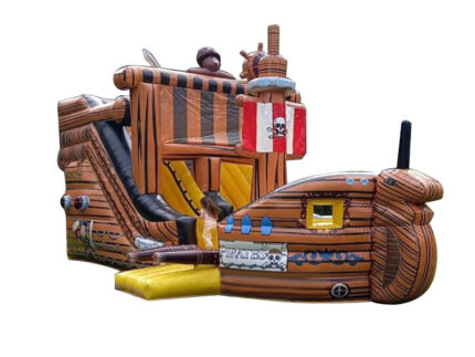 Scivolo Gonfiabile Gigante 6m Tema Galeone Pirata